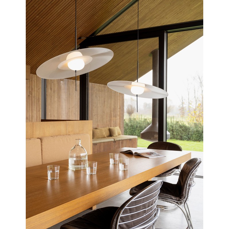 Suspension Mono DCW