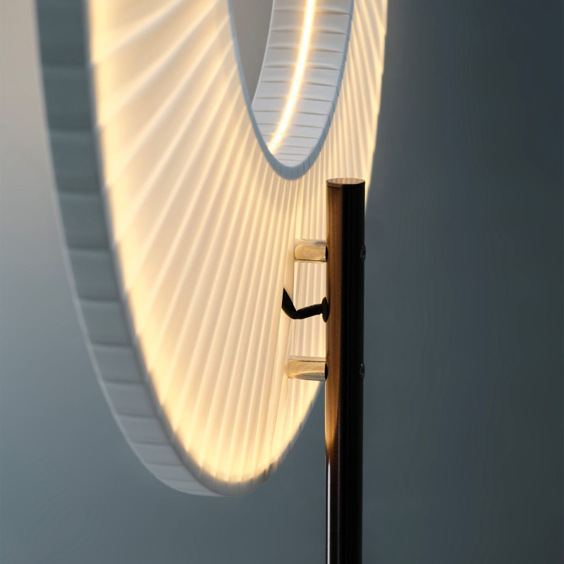 Lampadaire Iris floor totem 50 10 HEURES 10