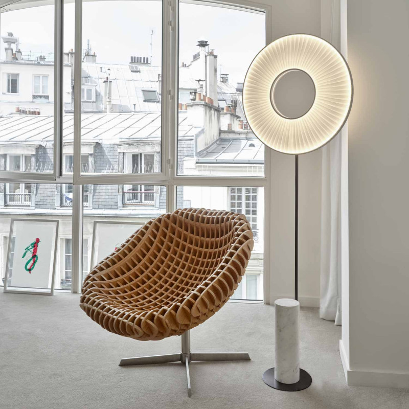 Lampadaire Iris floor totem 60 10 HEURES 10