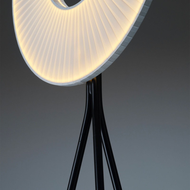 Lampadaire Iris floor tripod 60 10 HEURES 10